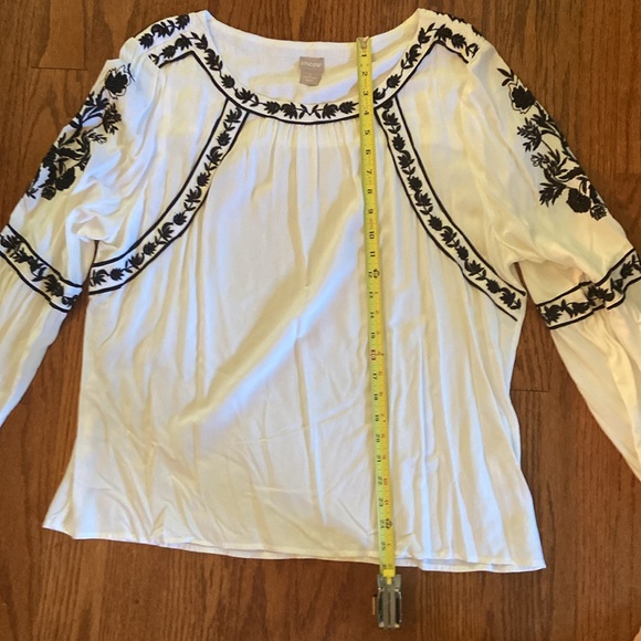 Chico’s white tunic with black floral embroidery - Picture 5 of 5